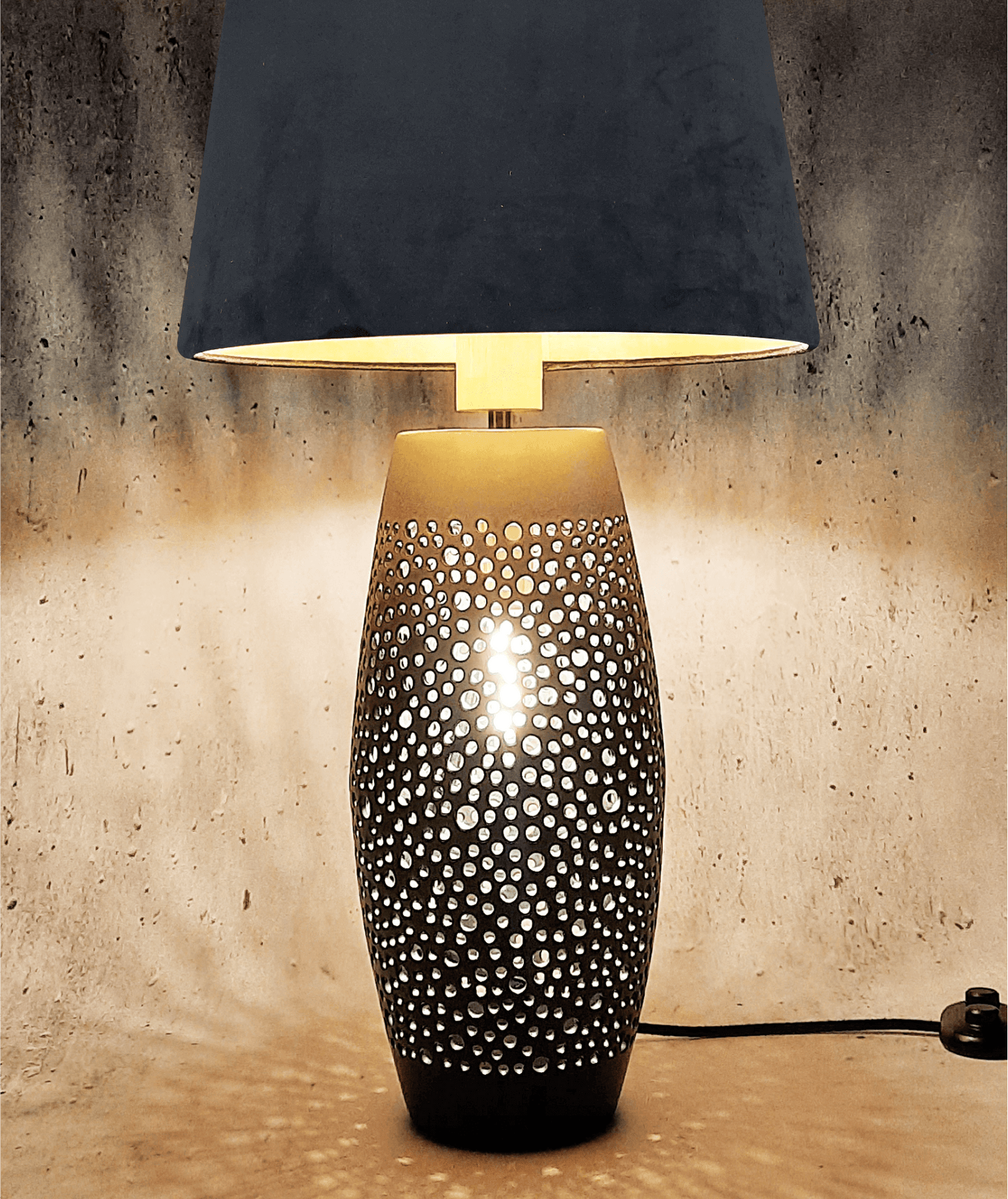 Lampa z abażurem - Coma Art