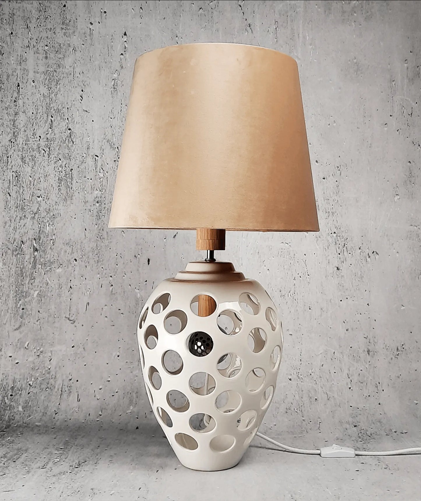 Lampa z abażurem - Galaxy Simple - w użyciu