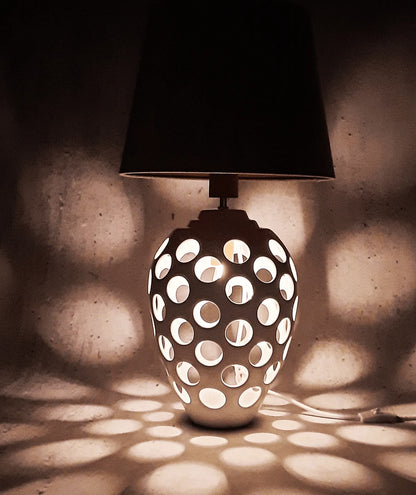 Lampa z abażurem - Galaxy Simple - projekcja światła