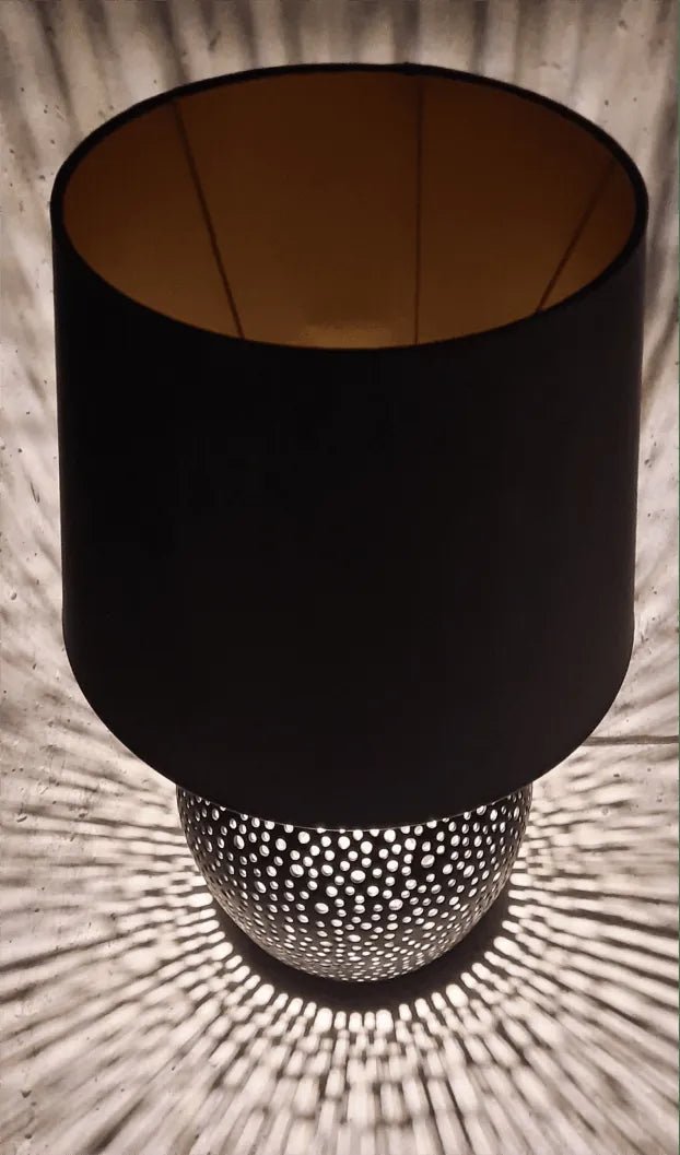 Lampa z abażurem - Orion Art - projekcja światła