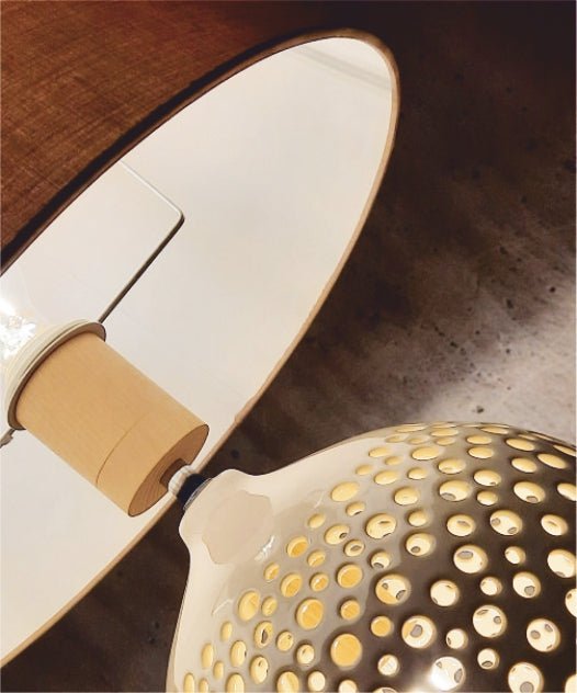 Lampa z abażurem - Luna - w użyciu